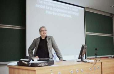 Negativnost intelekta, zaupanje v dejanje: Mark Fisher devet let pozneje